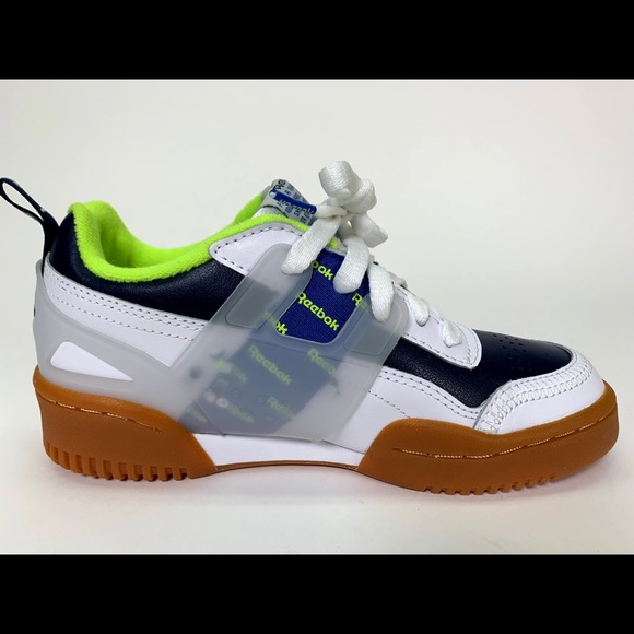 Reebok Kids Workout Plus Alter the Icon Sz 2 - Picture 9 of 11